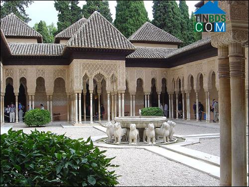 Ảnh Alhambra: Điểm nhấn kiến trúc Hồi giáo ở châu Âu