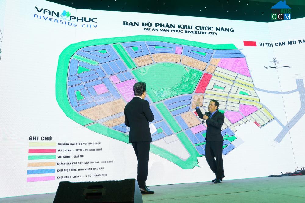 Ảnh Gần 1.000 người dự lễ mở bán nhà liên kế Vạn Phúc Riverside City