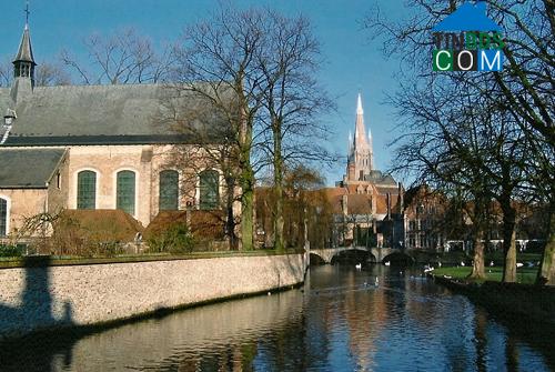 Ảnh Thành phố trên nước yên bình ở Bruges-Bỉ