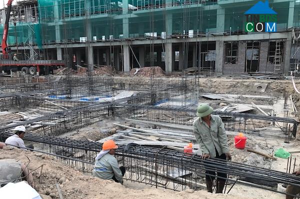 Ảnh Doanh nghiệp bất động sản than trời vì lo “lỗ chồng lỗ”