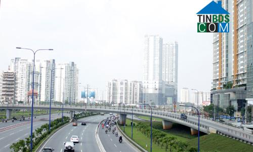 Trong 5 năm qua, hầu hết nhà ở cao cấp tại Tp.HCM và Hà Nội được giới đầu tư thu mua. Ảnh: Vũ Lê