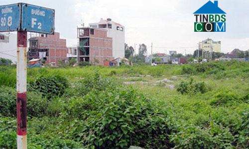 Biên độ tăng giá của đất nền, nhà phố, biệt thự tại Tp.HCM rơi vào trạng thái bão hòa. Ảnh: T.S