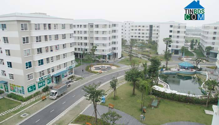 Ảnh Hà Nội: Nhà giá rẻ lép vế hoàn toàn trước căn hộ trung và cao cấp