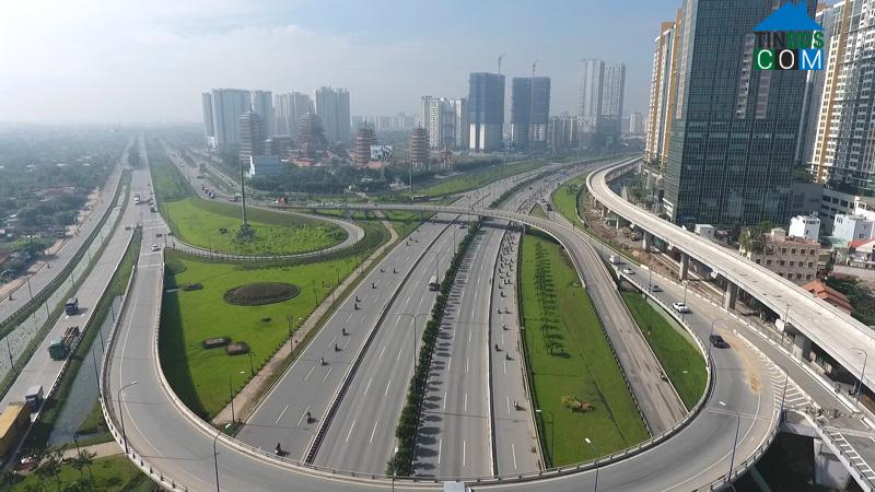 Hạ tầng giao thông cơ bản hoàn thiện thúc đẩy thị trường bất động sản phát triển