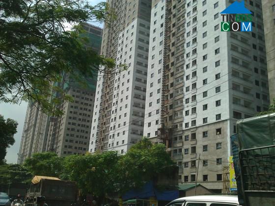 Ảnh Nhà giá rẻ: Nơi cắt lỗ trăm triệu không người mua, chỗ chênh giá vẫn đắt hàng