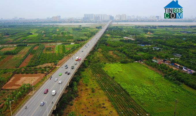 Đoạn tiếp nối cầu Vĩnh Tuy, một dự án thành phần của đường vành đai 2