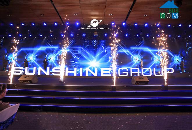 Ảnh Mãn nhãn với đêm ra mắt Sunshine Group tại Sài Gòn