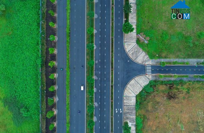 Ảnh Ngắm tuyến đường 10 làn xe kết nối hai đường vành đai của Hà Nội