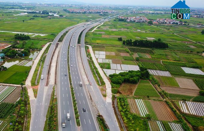 Ảnh Ngắm đường vành đai hơn 2 tỷ USD của Hà Nội từ trên cao