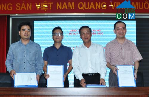Ảnh Hà Nội: Công bố điều chỉnh và bàn giao mặt bằng ga ngầm C5