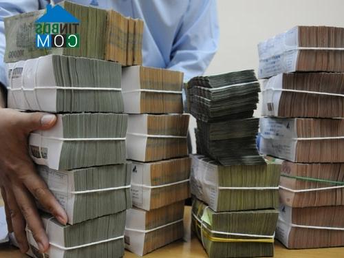 Ảnh Đổ tiền vào BĐS: Ngân hàng "chọn mặt gửi vàng"