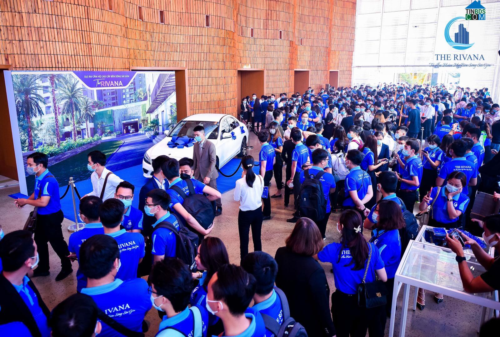 Khách hàng mua nhà tại The Rivana có cơ hội bốc thăm trúng xe Mercedes tiền tỷ