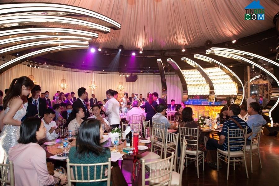 Đất Xanh Premium tạo dấu ấn khi phân phối thành công nhà phố thương mại One Palace