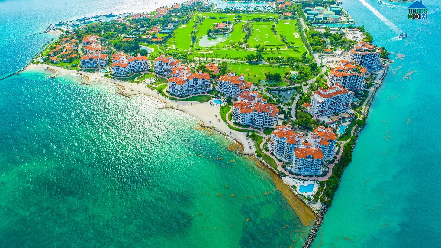 Angel Island được so sánh với đảo Fisher - “hòn đảo của các tỷ phú” ngoài khơi Miami (Mỹ)