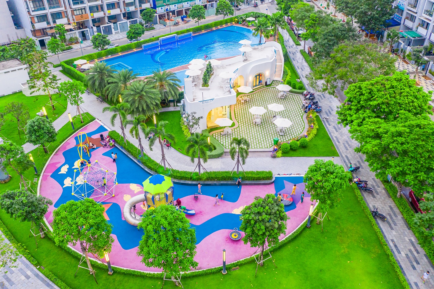 Không gian sống và dịch vụ tiện ích là những ưu điểm nổi bật tại Van Phuc City - Ảnh: ĐP