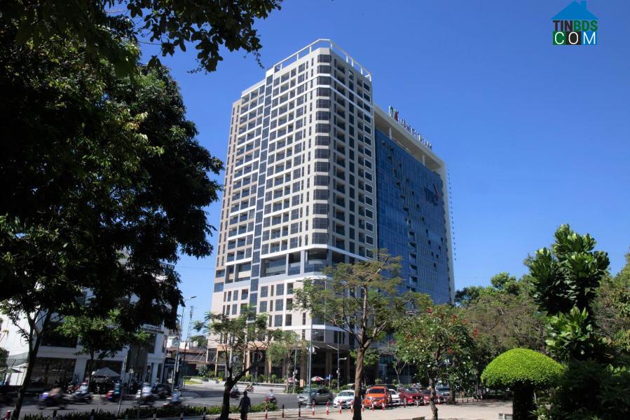 Khu căn hộ Park Legend đã hoàn thiện tọa lạc ngay giao lộ Hoàng Văn Thụ - Phạm Văn Hai, quận Tân Bình