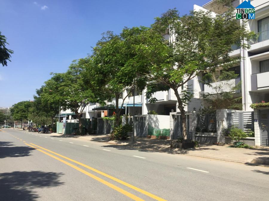 Ảnh “Bỏng tay” với giá nhà liền thổ