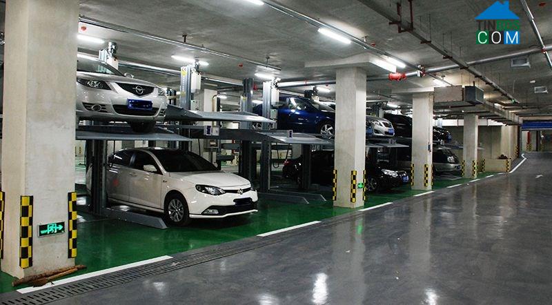 Chỗ đỗ xe ô tô là vấn đề khiến nhiều người dân ở chung cư đau đầu