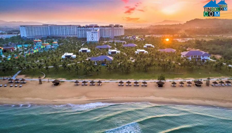 Corona Resort & casino Phú Quốc tọa lạc bên biển Bãi Dài thơ mộng