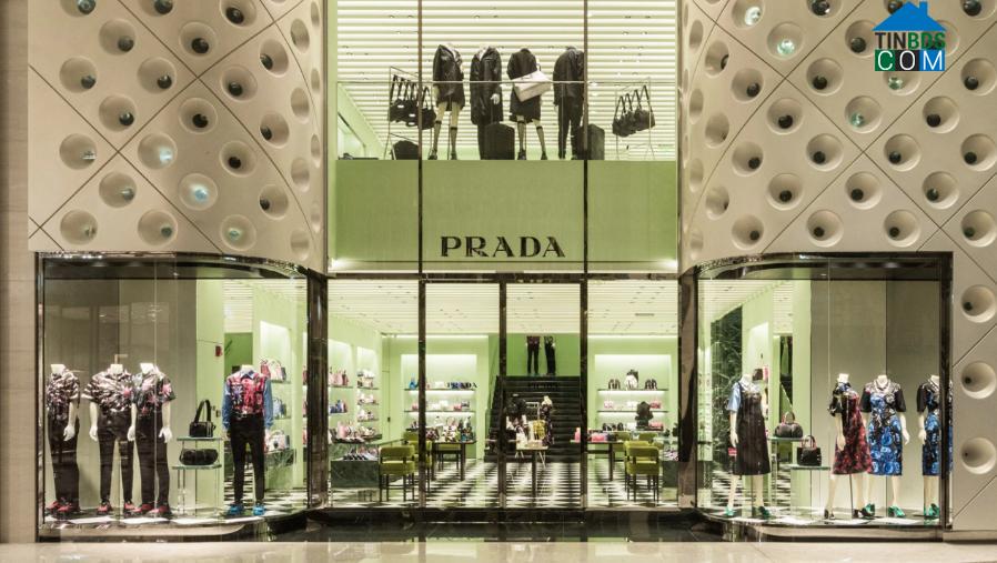 Dù đại dịch khó khăn, bán lẻ cao cấp vẫn có những tín hiệu khả quan