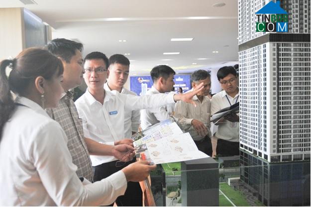 Dịch bệnh đang có những tác động rõ rệt hơn đến thị trường BĐS, đặc biệt tại TP.HCM. Ảnh minh họa