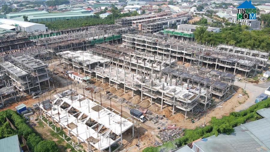 Ảnh Giá nhà đất Tân Uyên "tăng nóng” theo lộ trình lên Thành phố