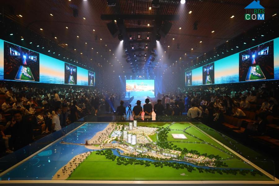 Ảnh Hưng Vượng Developer ký kết hợp tác phát triển dự án Venezia Beach