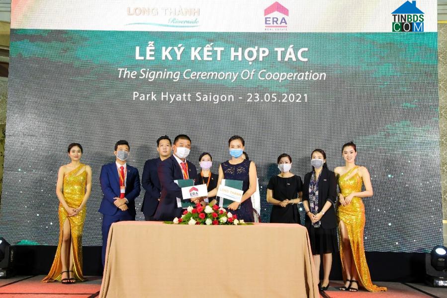 Lễ ký kết hợp tác giữa Công ty CP Bất động sản Long Thành Riverside và Công ty CP Đầu tư T&A