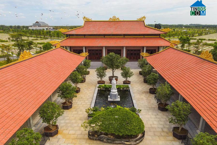 Khu nhà tang lễ trong khuôn viên hoa viên nghĩa trang Sala Garden