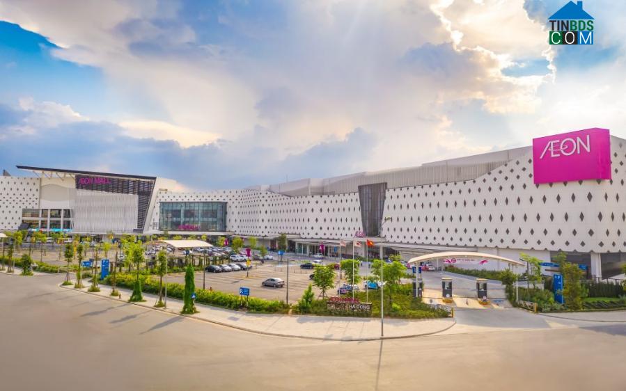 AEON Mall Hà Đông là trung tâm thương mại lớn nhất Việt Nam tính đến thời điểm hiện tại