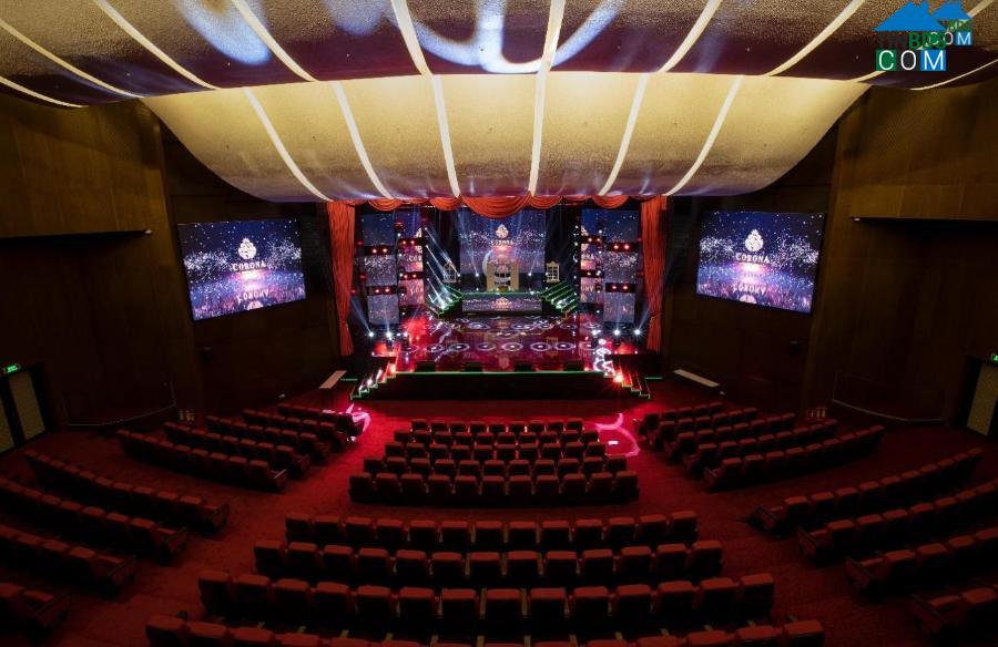 Nhà hát Corona - Nơi diễn ra nhiều liveshow, concert của các nghệ sĩ lớn