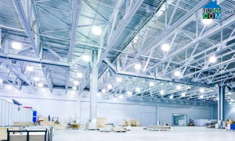 Ảnh Đèn led nhà xưởng nào được dùng nhiều nhất hiện nay - Hoàng Phát Lighting