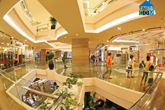 Ảnh Thương mại điện tử không thể thay thế mặt bằng bán lẻ vật lý