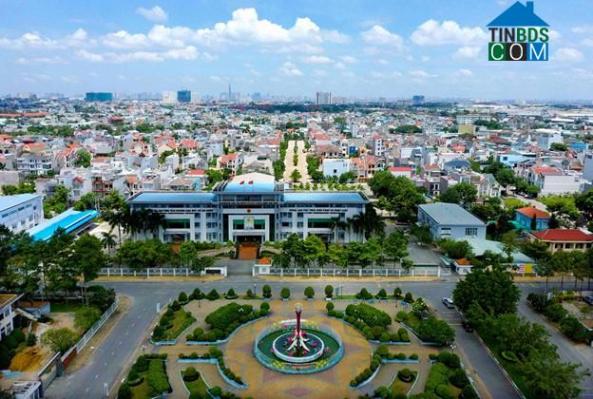 TP. Dĩ An là tâm điểm giao thương với các nền kinh tế khu Đông TP.HCM với thu nhập bình quân đầu người cao nhất (nguồn hình: báo Bình Dương)