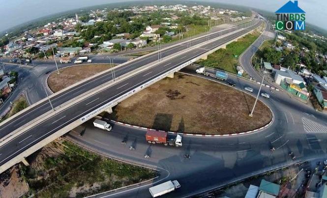 Cao tốc TP.HCM - Long Thành đã hoàn thành giai đoạn 1 và đưa vào sử dụng từ năm 2015.