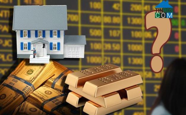 Thời gian tới bất động sản và chứng khoán vẫn la 2 kênh đầu tư hấp dẫn so với vàng hoặc lãi suất ngân hàng. Ảnh minh họa