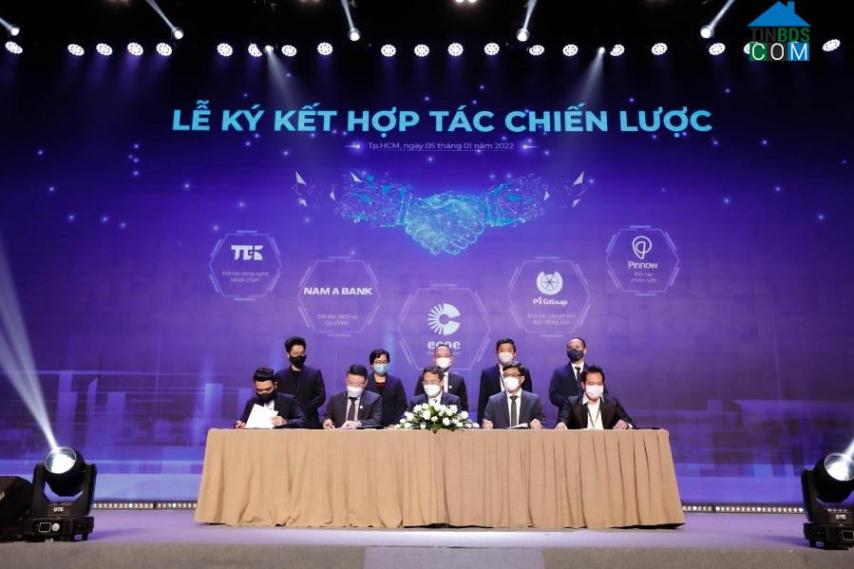 Ảnh Tập đoàn Pi Group ký kết phân phối độc quyền với ECOE