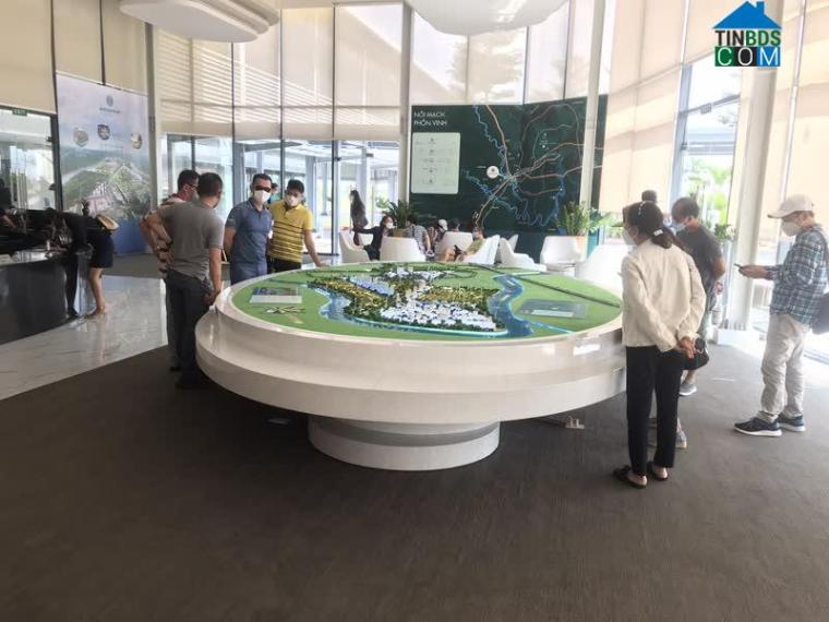 Ảnh Nhà đất Cần Giuộc, Bến Lức “ăn theo” sức nóng khu Tây Nam TP.HCM