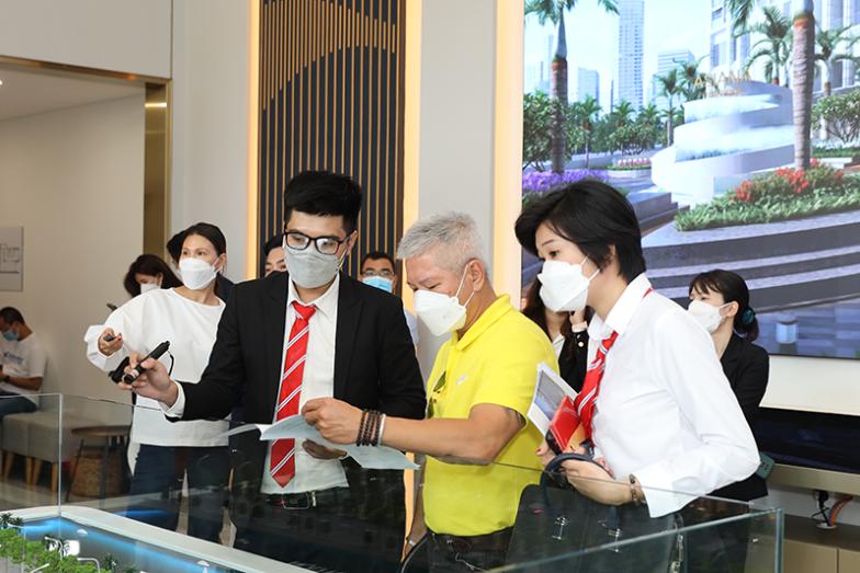 Khách đầu tư quan tâm đến dự án Asiana Riverisde