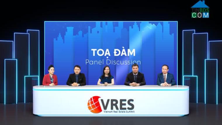 Các diễn giả cùng thảo luận tại VRES 2021