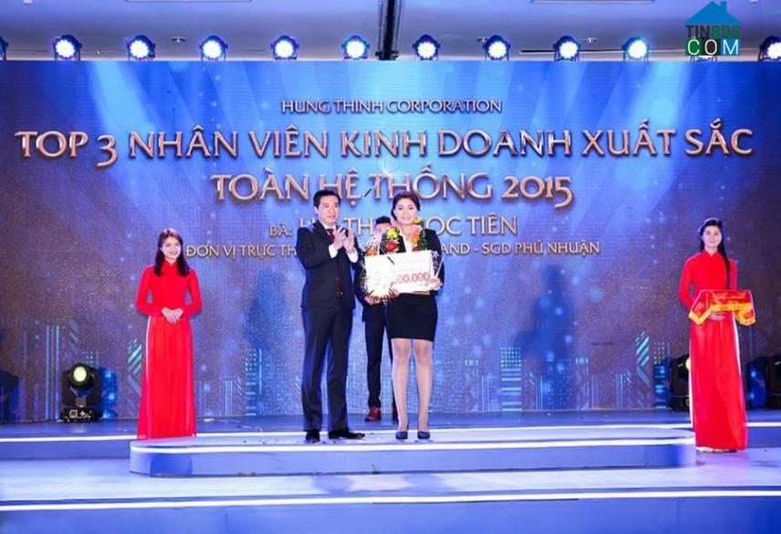 Ngọc Tiên với thành tích nhân viên kinh doanh xuất sắc toàn hệ thống