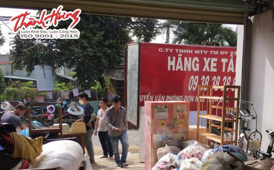 Đội xe tải chuyển nhà đa dạng