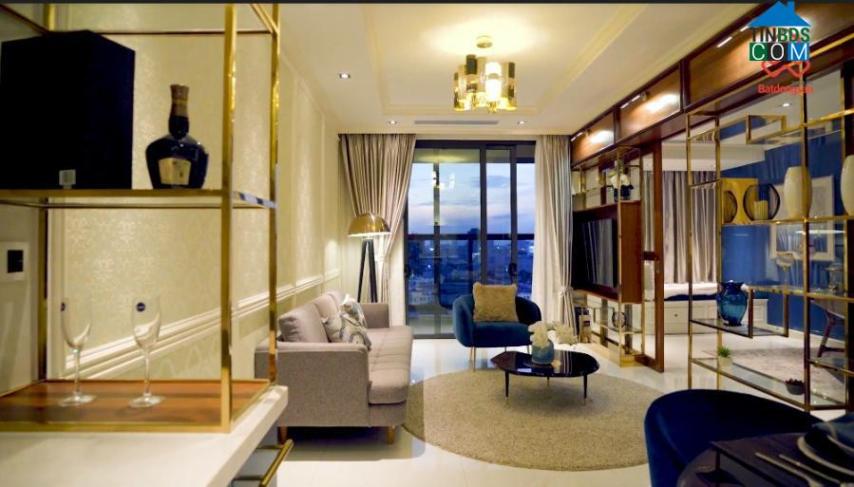 Nội thất theo phong cách sang trọng, hiện đại trong căn hộ mẫu The Grand Manhattan Quận 1 