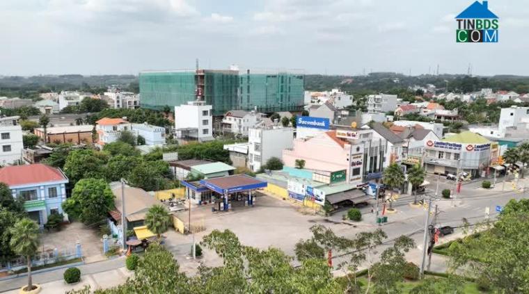 Khu vực trung tâm thị xã Tân Uyên đang tập trung nhiều dân cư có nhu cầu nhà ở.