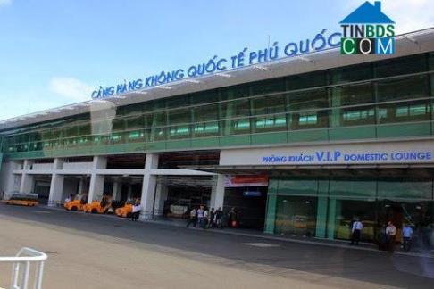Cảng hàng không quốc tế Phú Quốc.