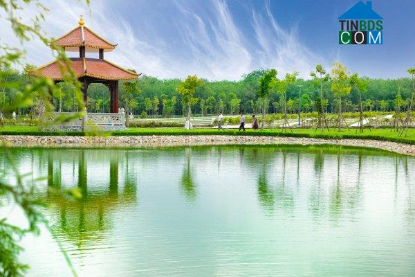 Khu mộ đôi và đơn được thi công sẵn kim tĩnh, hệ thống thoát khí, nước và hạ tầng hiện đại