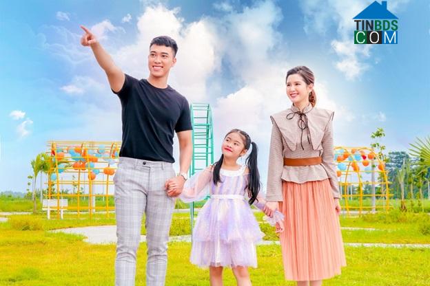 Dự án sở hữu công viên xanh thoáng mát, không gian thư giãn lý tưởng cho gia đình có trẻ nhỏ.