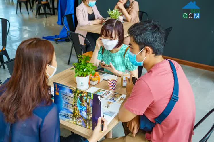 Ảnh Có khó mua căn hộ chung cư tại TP.HCM?