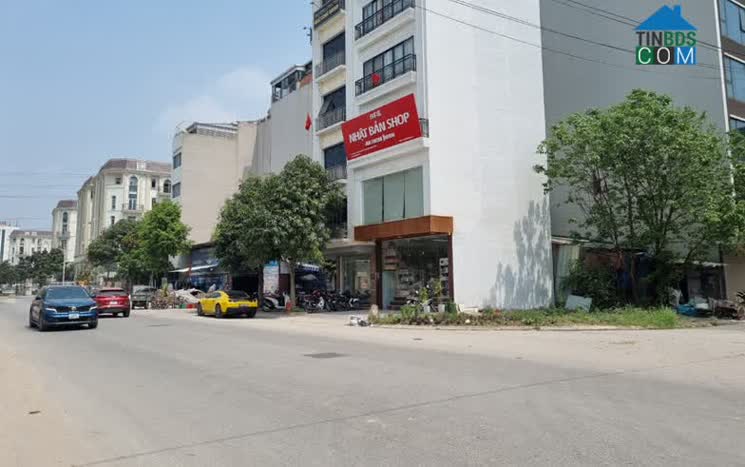 Các điểm nóng một thời của thị trường đất dịch vụ Hà Nội hiện khá im ắng
