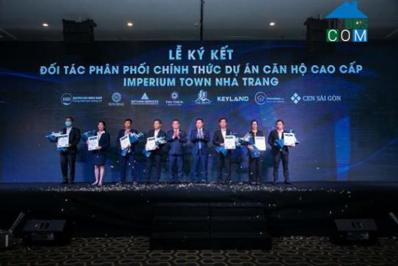 Lễ ký kết hợp tác phân phối giữa chủ đầu tư và đối tác phân phối chính thức dự án